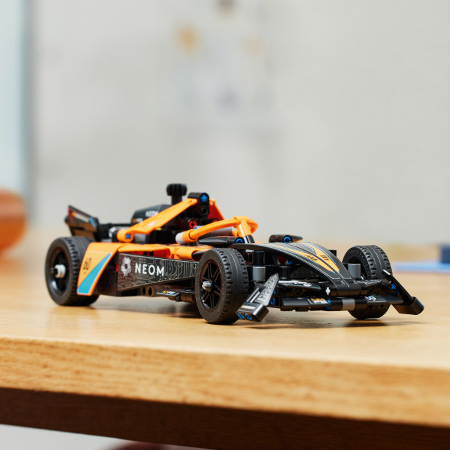 KK42169 NEOM McLaren Formula E Race Car