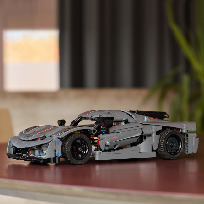 42173 Harmaa hyperauto Koenigsegg Jesko Absolut