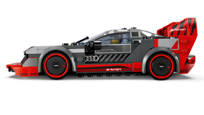 76921 Audi S1 e-tron quattro võidusõiduauto